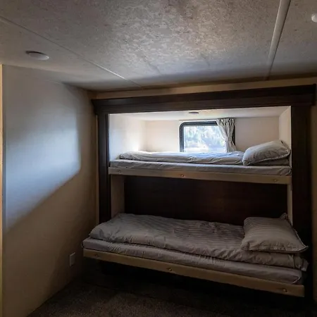 Campsite Rv Lake -belis Camper *